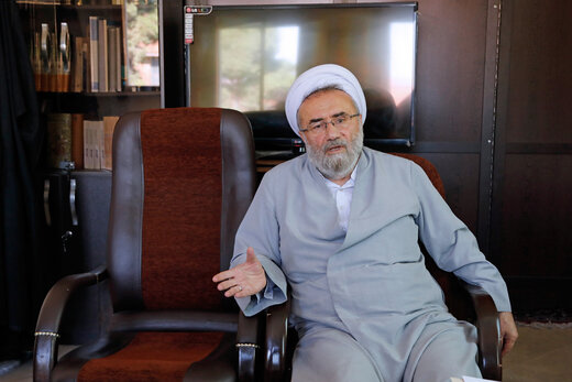 انتقاد مسیح مهاجری از رئیسی:اینکه منتقدان دولتتان را خیرخواه نظام نمی دانید گمراهی است/ چرا سازمان تبلیغات را منحل نمی کنید؟ انتقاد مسیح مهاجری از رئیسی:اینکه منتقدان دولتتان را خیرخواه نظام نمی دانید گمراهی است/ چرا سازمان تبلیغات را منحل نمی کنید؟