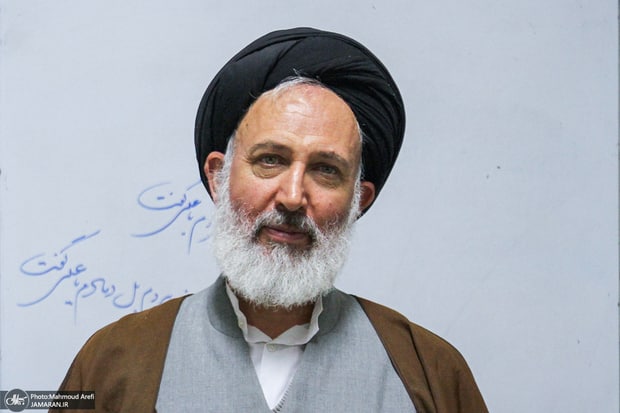 ایازی: &laquo;حجاب اجباری&raquo; جواب نمی&zwnj;دهد؛ گشت ارشاد خودش باید &laquo;ارشاد&raquo; شود!