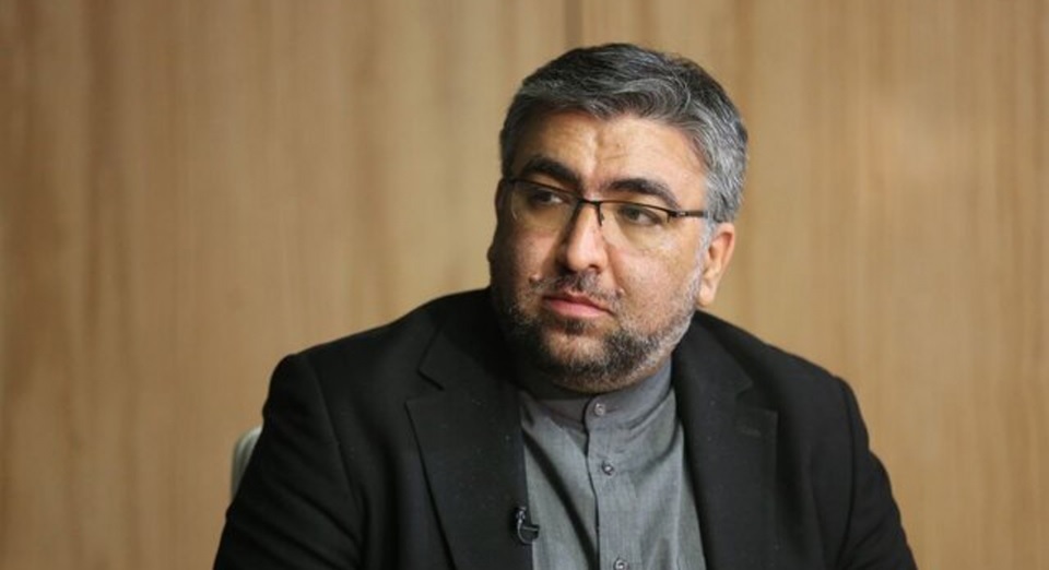 سخنگوی کمیسیون امنیت ملی مجلس: از دید ما احیای توافقِ گذشته ممکن است؛ متنی با بیش از ۲۶ صفحه آماده است / بدون توافق در مسائل پادمانی نمیتوان انتظار داشت یک توافق پایدار شکل بگیرد سخنگوی کمیسیون امنیت ملی مجلس: از دید ما احیای توافقِ گذشته ممکن است؛ متنی با بیش از ۲۶ صفحه آماده است / بدون توافق در مسائل پادمانی نمیتوان انتظار داشت یک توافق پایدار شکل بگیرد