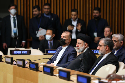 تقویت روابط ایران با چین و روسیه نباید به معنای مقابله با غرب تلقی شود تقویت روابط ایران با چین و روسیه نباید به معنای مقابله با غرب تلقی شود