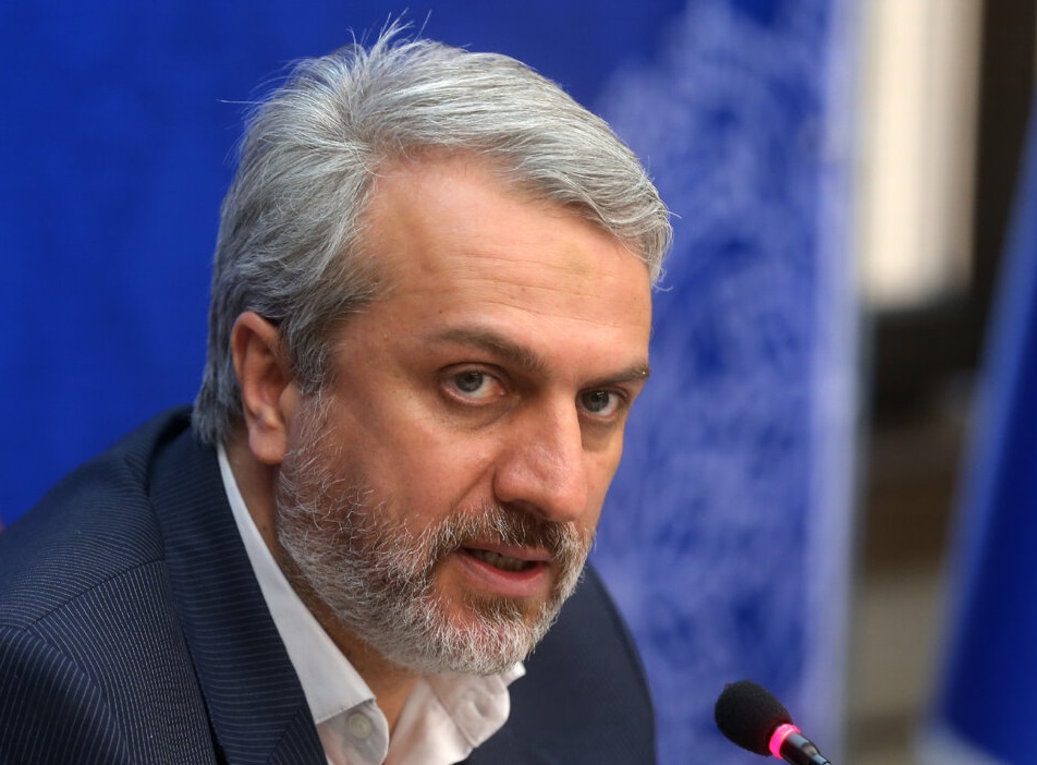 وزیر صنعت: اگر قیمت خودروهای وارداتی بیش از قیمت آن در خارج از کشور باشد، این مابهالتفاوت در قالب سود بازرگانی به خزانه دولت واریز میشود تا هیچ رانتی برای واردکنندگان ایجاد نشود وزیر صنعت: اگر قیمت خودروهای وارداتی بیش از قیمت آن در خارج از کشور باشد، این مابهالتفاوت در قالب سود بازرگانی به خزانه دولت واریز میشود تا هیچ رانتی برای واردکنندگان ایجاد نشود