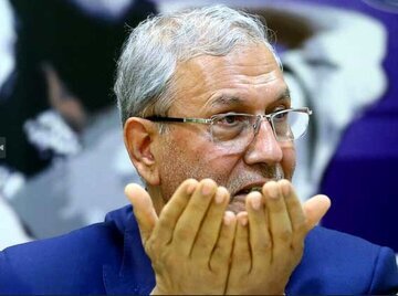 علی ربیعی: یک عده با حال کردن مردم و لذت بردنشان از زمان حال مشکل دارند /در دوره خاتمی، طبقه متوسط داشت جان میگرفت علی ربیعی: یک عده با حال کردن مردم و لذت بردنشان از زمان حال مشکل دارند /در دوره خاتمی، طبقه متوسط داشت جان میگرفت