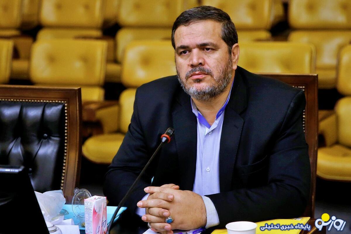 حکم وزیر کار برای عنابستانی؛ چهرهای که به صورت سرباز سیلی زد پست جدید گرفت حکم وزیر کار برای عنابستانی؛ چهرهای که به صورت سرباز سیلی زد پست جدید گرفت