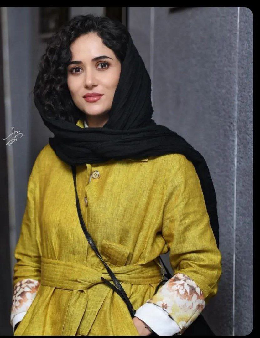 پریناز ایزدیار جذابتر از همیشه در یک نمایش