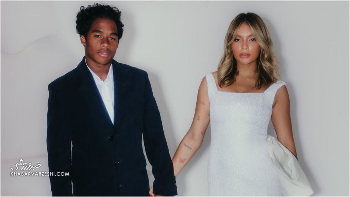 ازدواج ستاره ۱۸ ساله رئال مادرید و اینفلوئنسر معروف/ قرارداد عجیب زوجین؛ اظهار نظر زیر عکس زنان دیگر ممنوع! +عکس ازدواج ستاره ۱۸ ساله رئال مادرید و اینفلوئنسر معروف/ قرارداد عجیب زوجین؛ اظهار نظر زیر عکس زنان دیگر ممنوع! +عکس