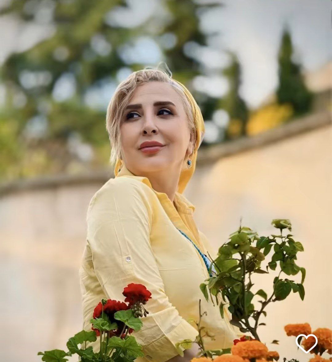 تیپ شاد و جوانپسند بازیگر بزنگاه جلبتوجه کرد