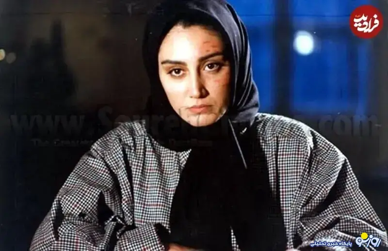 دو قاب از هدیه تهرانی ۲۶ ساله در روزهای قرمز دو قاب از هدیه تهرانی ۲۶ ساله در روزهای قرمز